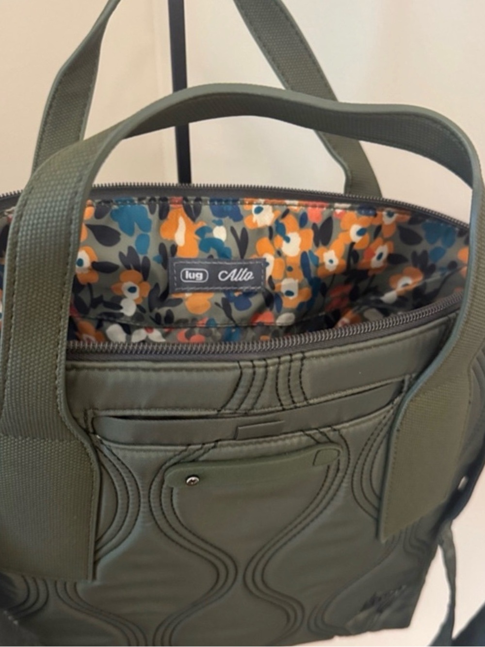 Lug Alto crossbody/ shoulder tote bag - Picture 10 of 12